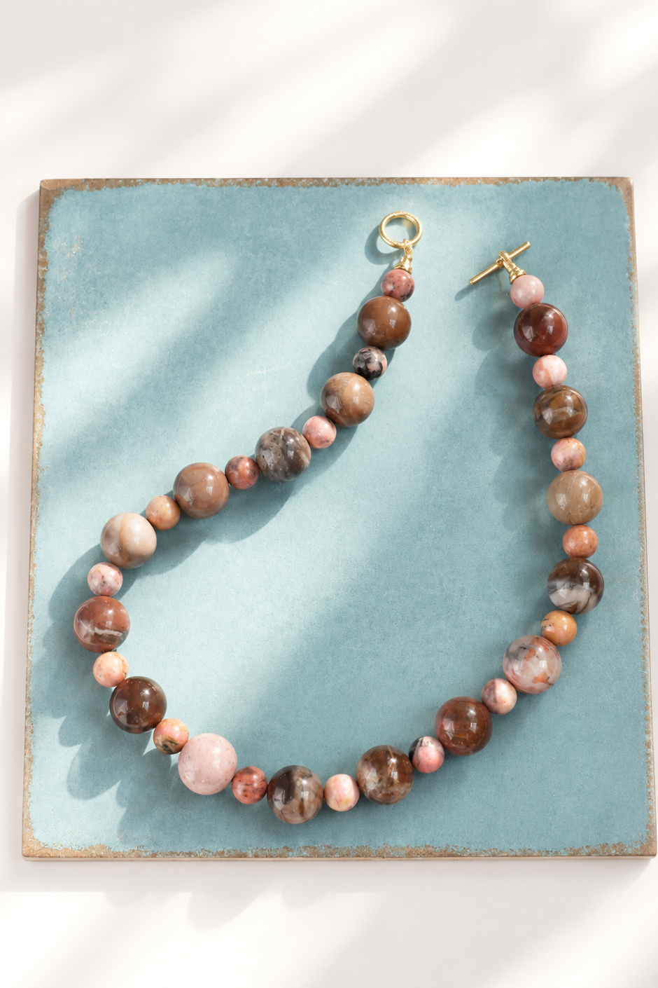 LOULU Chunky wood + pink