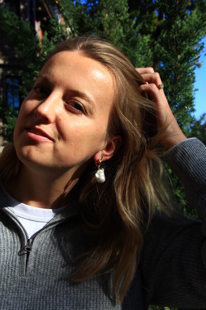 LouLu Earrings Highland Huggie Hoop Pearl Earrings