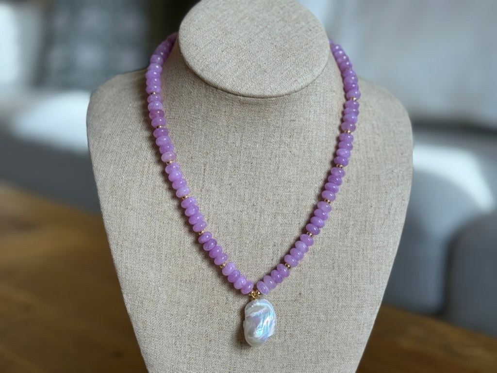 Hallie Necklace in Lilac