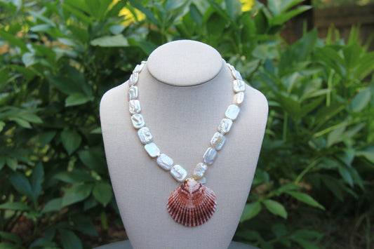 LouLu Necklaces Antigua Shell Pendant Necklace