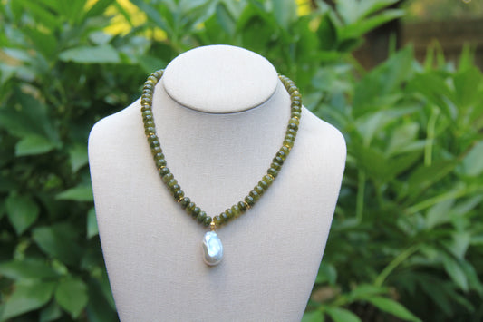 LouLu Necklaces Hallie Pearl Pendant Necklace