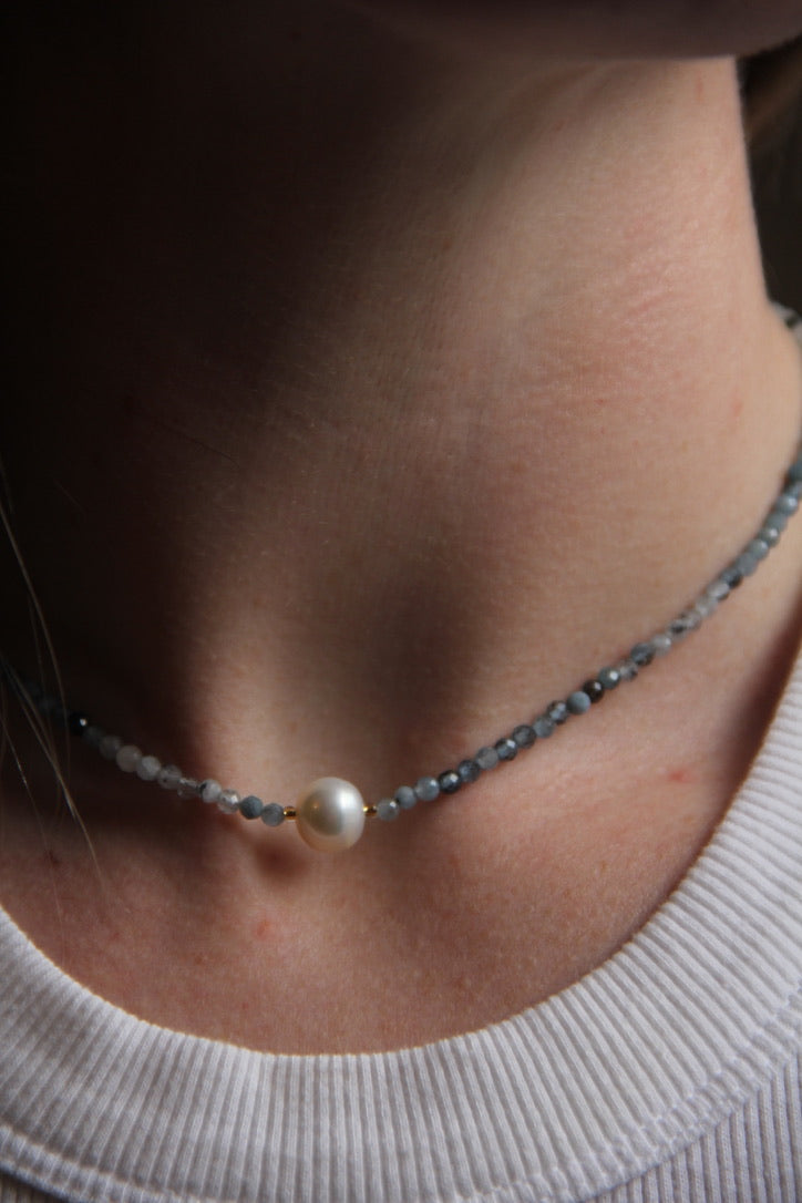 LouLu Necklaces Tie Dye Blue Abby Pearl Choker Necklace