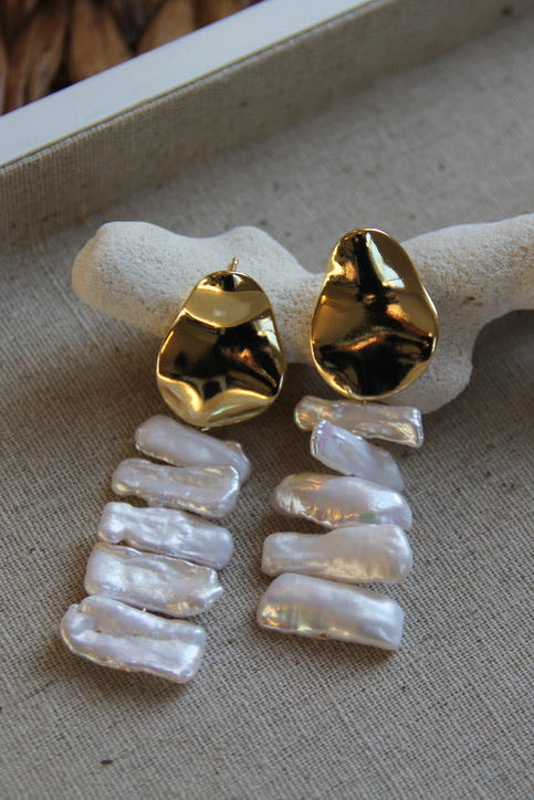 LouLu Winter White Pearl Earrings